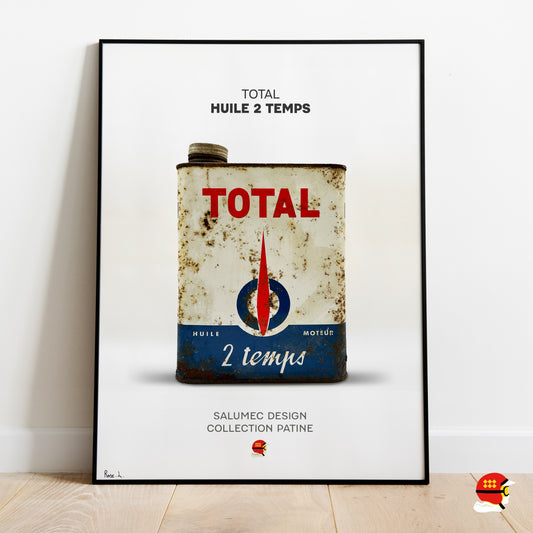 Affiche Total Huile 2 Temps avec bidon d’huile vintage patiné